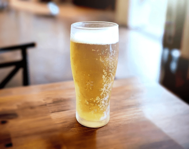 ビールグラスの画像